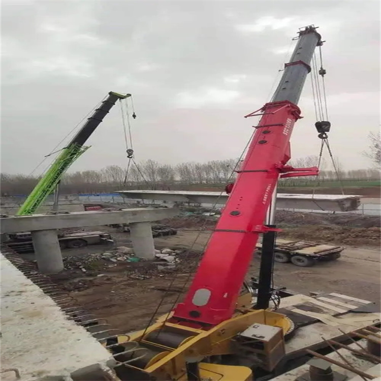 大朗镇钢构件起吊,吊点采用几点绑扎